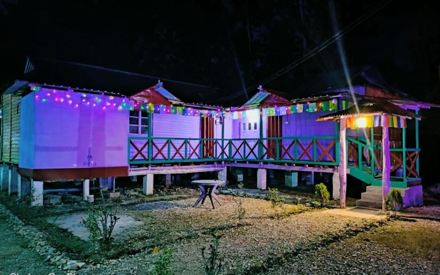 Leo Jungle Retreat By Stayapart , Jaldapara Madari Hat Eksteriør bilde
