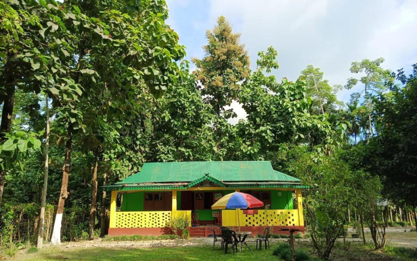 Leo Jungle Retreat By Stayapart , Jaldapara Madari Hat Eksteriør bilde